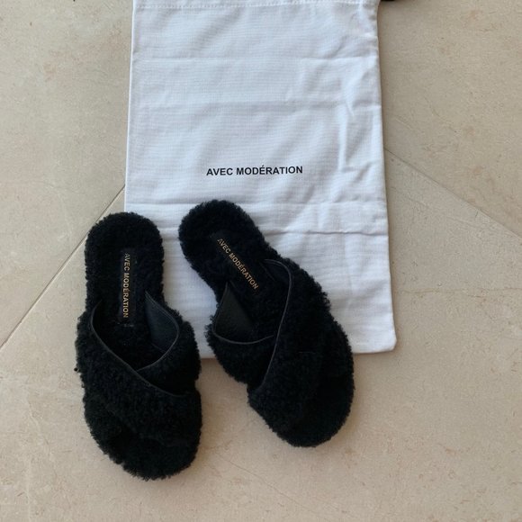 Avec Moderation Sandals - Picture 1 of 7